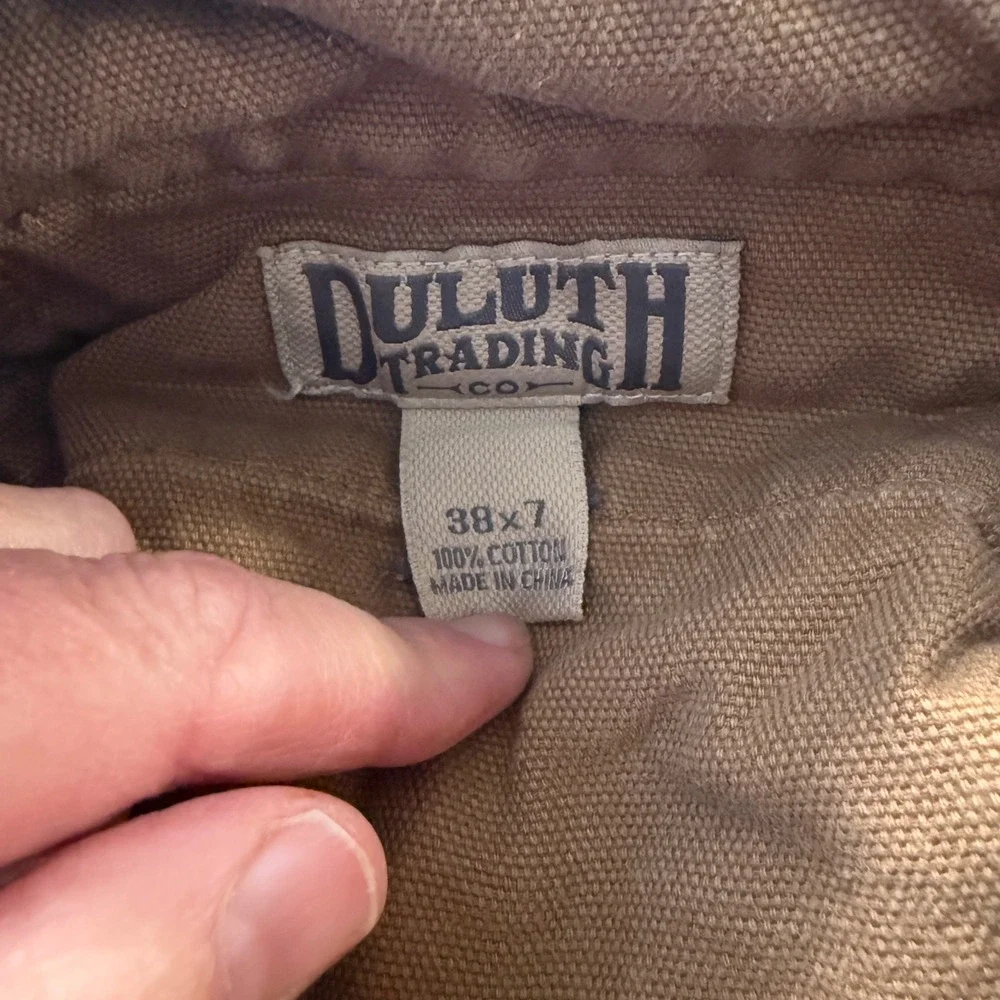 Duluth Trading Co Mens Brown Firehose Cargo Shorts 100% Cotton Size 38x7 Utility